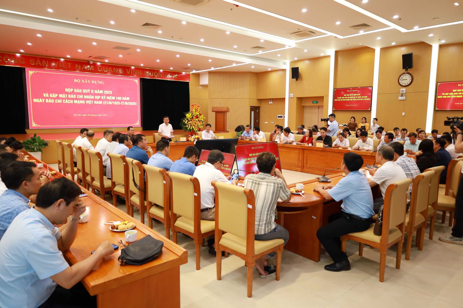Hà Nội Đề Xuất Nới Điều Kiện Vay Vốn, Xóa Rào Cản Nhà Ở Xã Hộ